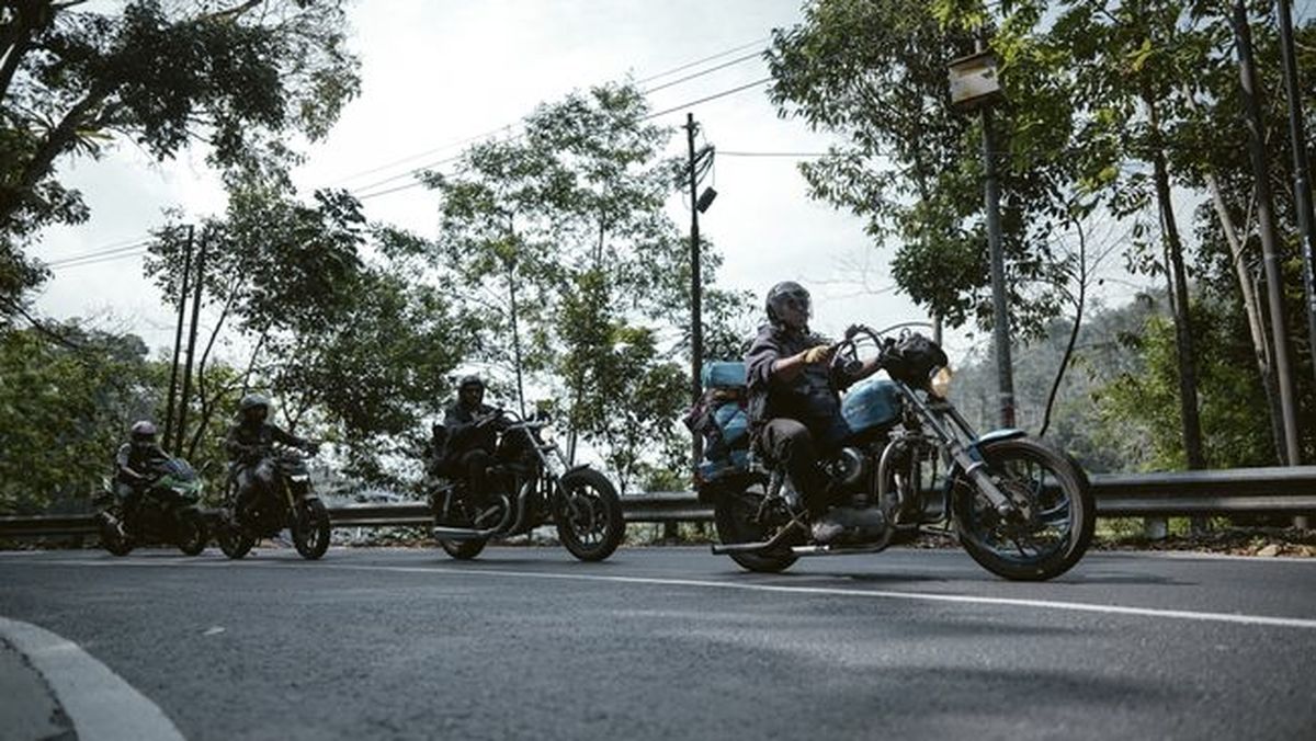Tiga Destinasi Tersembunyi di Indonesia yang Harus Dicoba oleh Para Pengendara Motor