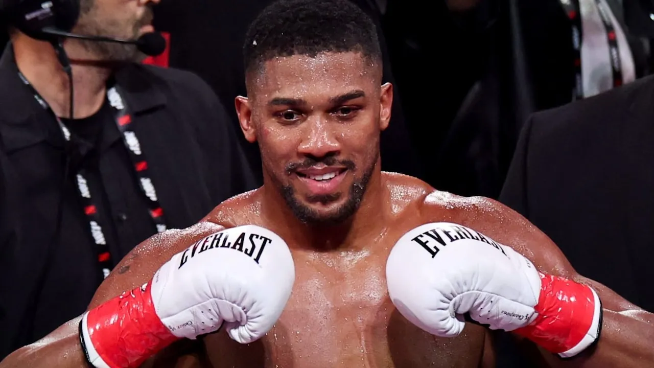Anthony Joshua Siap Hadapi Tantangan, Agit Kabayel Menanti