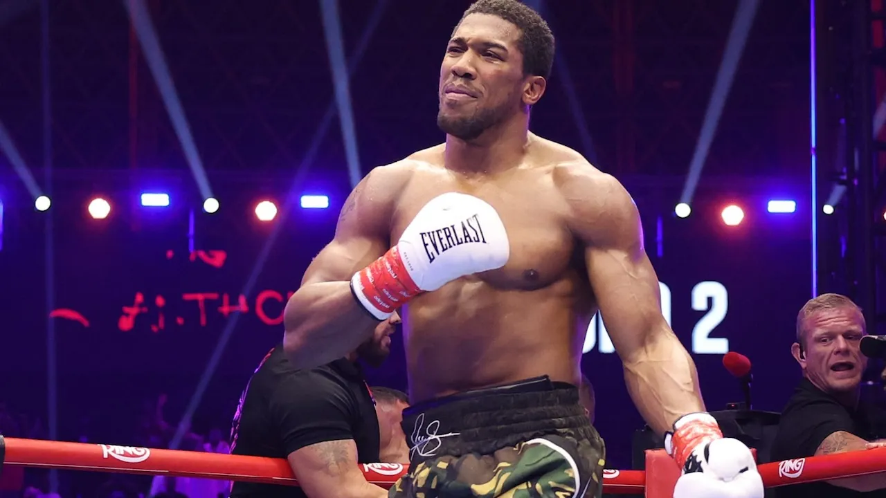 Anthony Joshua Berikan Pendapat tentang Kemenangan Tyson Fury atas Mariusz Wach