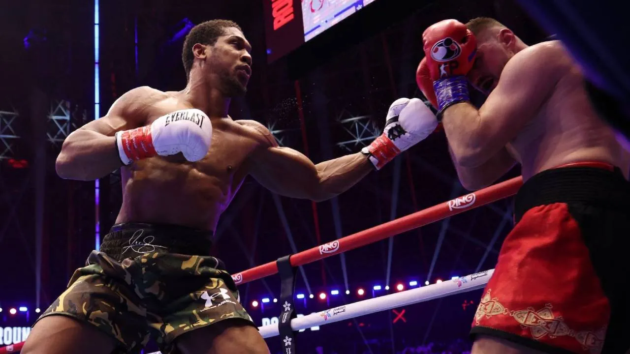 Anthony Joshua Siap Hadapi Tyson Fury dengan Pendekatan Baru