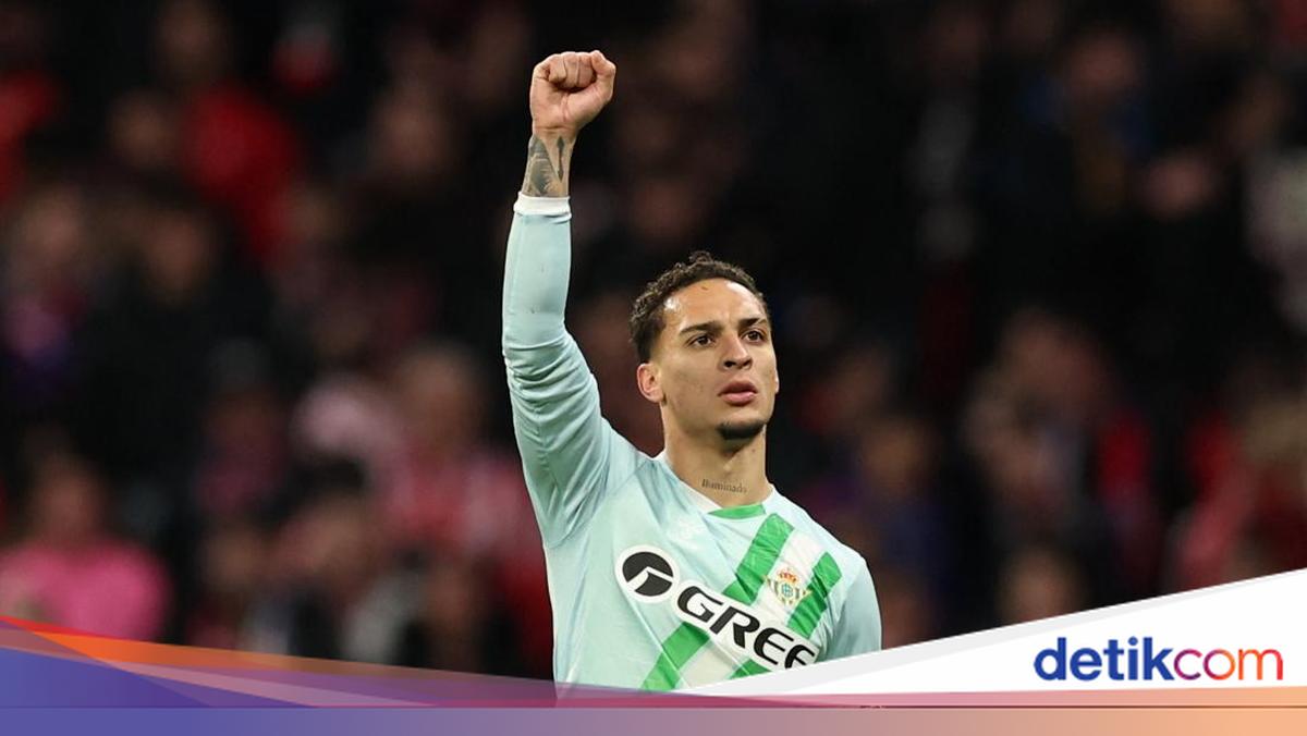 Antony Berkomitmen untuk Musim yang Lebih Baik Bersama Real Betis