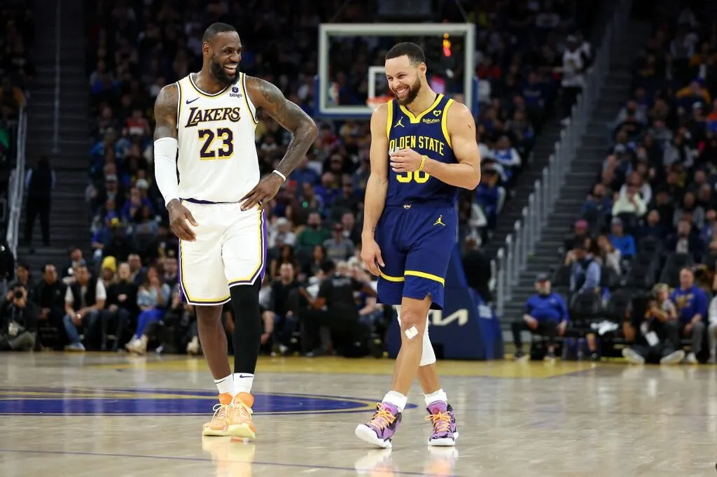 Potensi LeBron James Bergabung dengan Warriors Berkat Aura Stephen Curry
