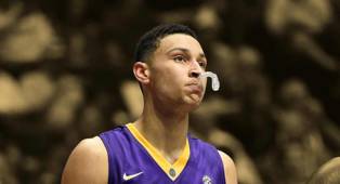 ---
Ben Simmons Mengkritik NCAA: Sebuah Bisnis yang Tidak Bersih
---