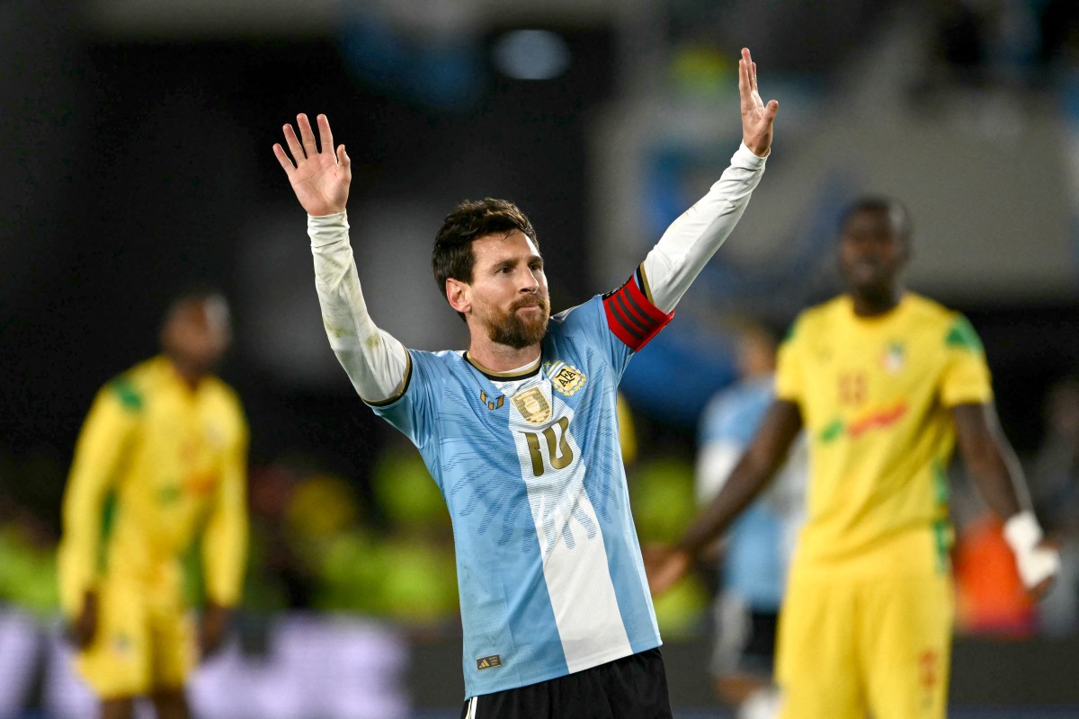 Perpisahan Berbeda Messi dan Ronaldo di Akhir Karier Internasional