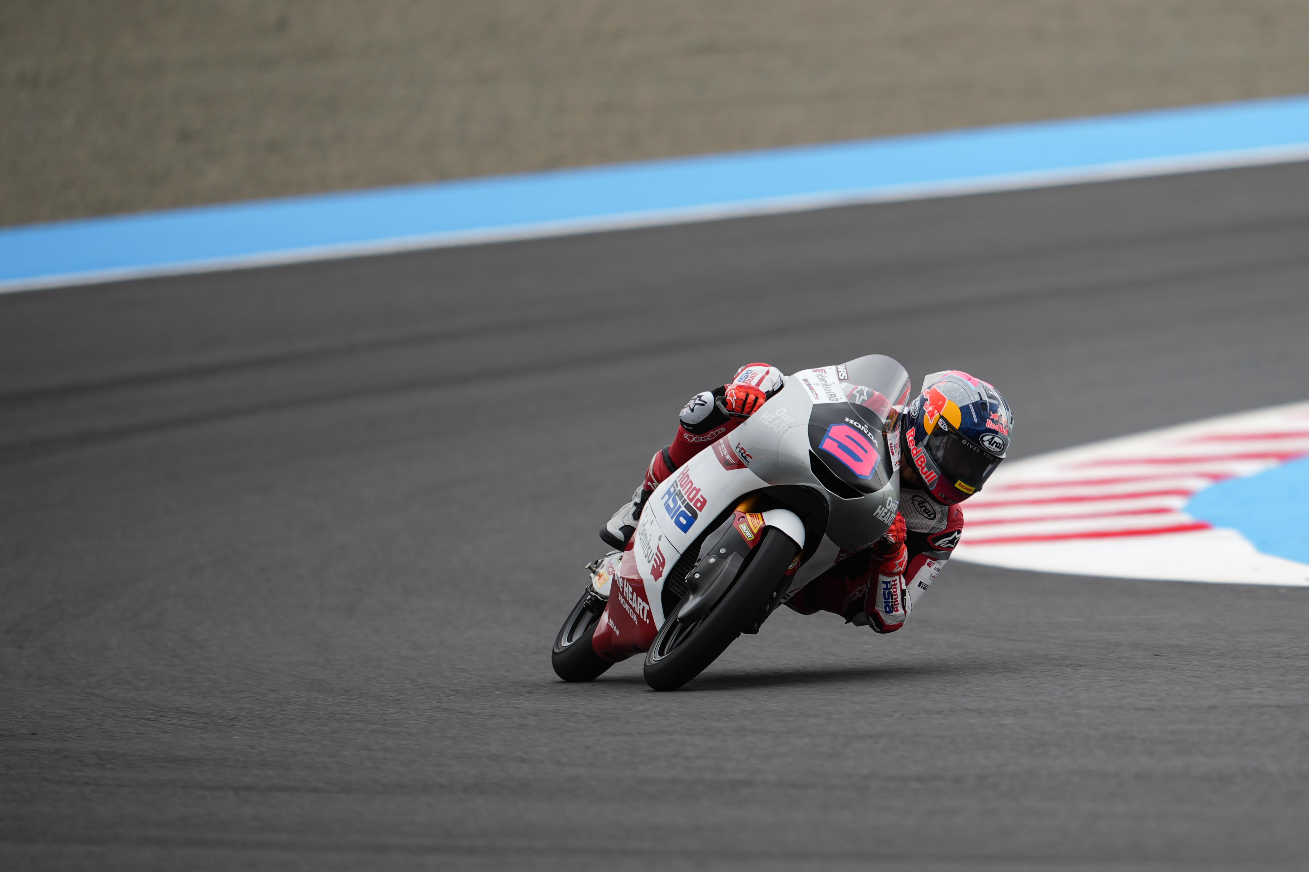 Veda Ega Pratama Tampil Menjanjikan di FP1 Moto3 Indonesia 2026