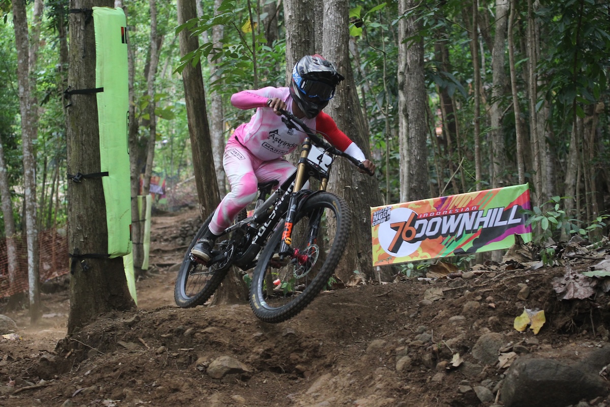 Persaingan Ketat di Putaran Kedua 76 Ultimate Downhill 2026