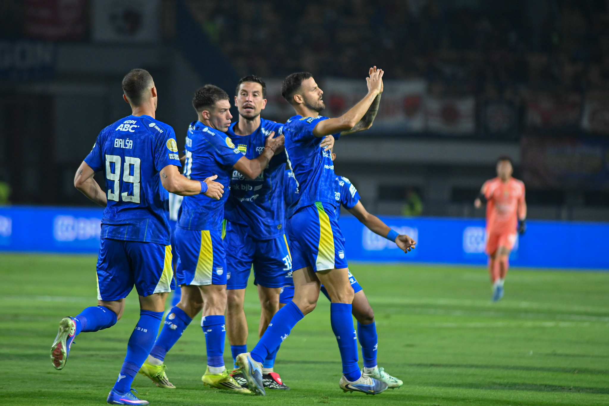 Persib Bandung Hadapi Dewa United di Super League 2026-2027