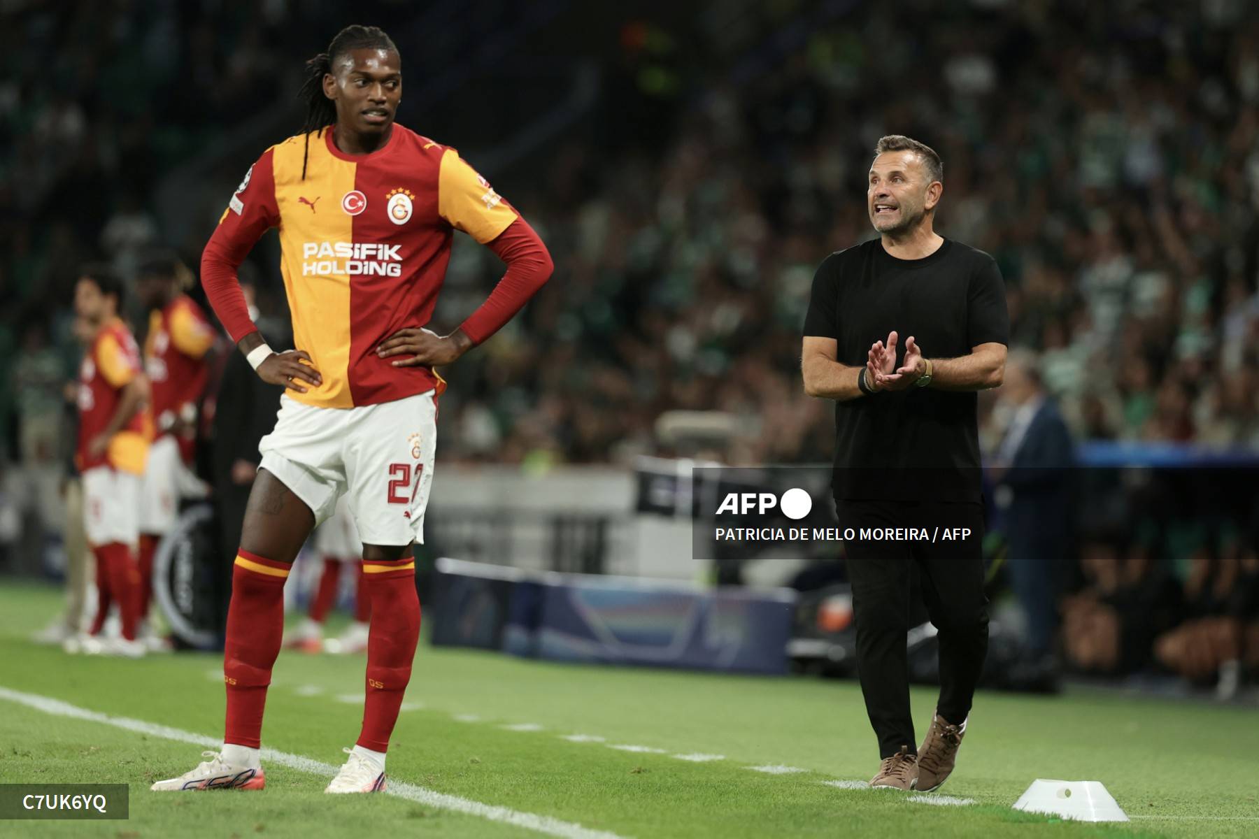 Misteri Pergantian Rafael Leao dalam Laga Galatasaray