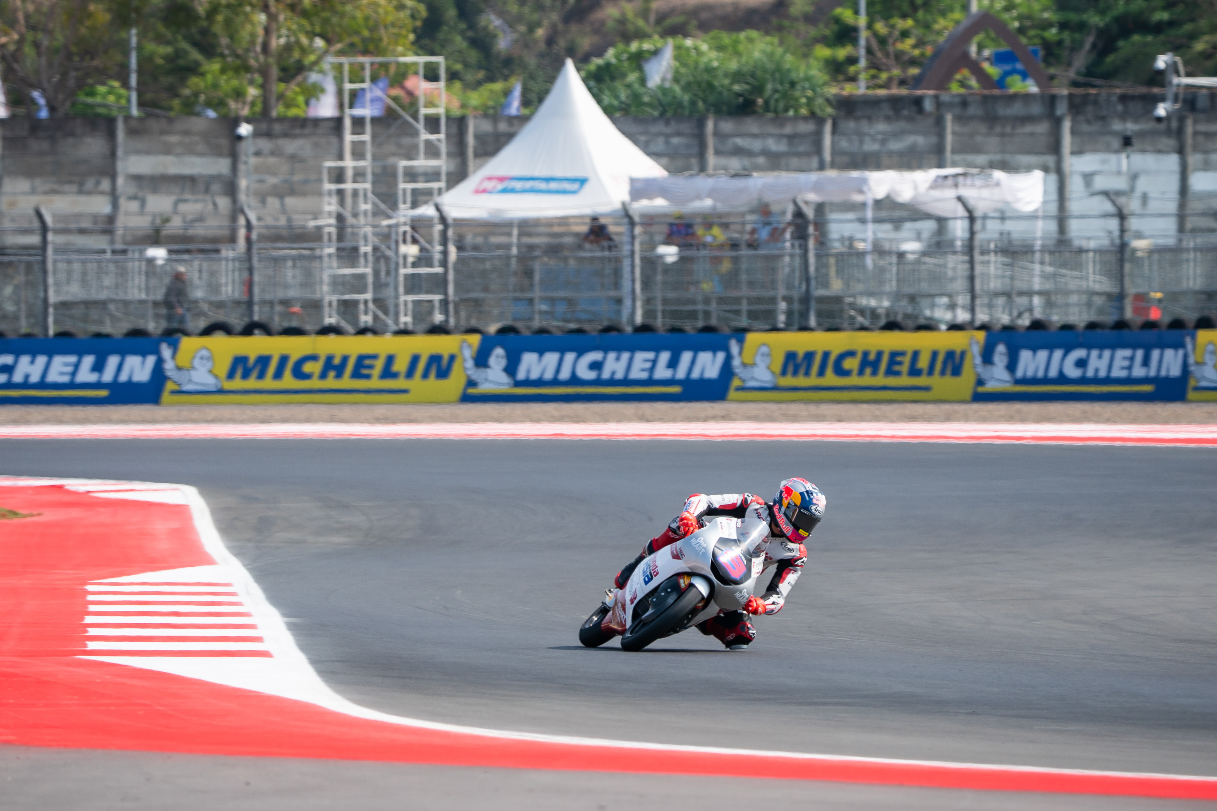 Perubahan Klasemen Moto3: Veda Ega Pratama Tergeser Posisi