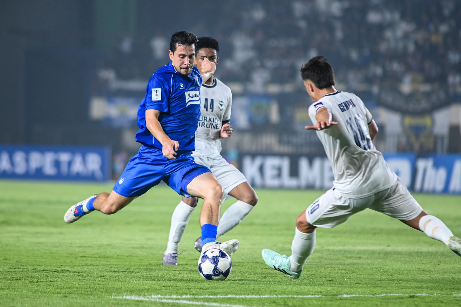 Pertandingan Tanpa Gol, Persib Bandung dan Melbourne Victory Berbagi Poin