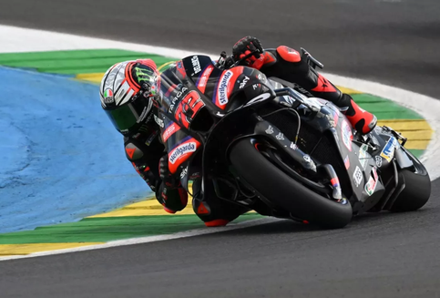 Bezzecchi Mengaku Ingin Pasang Tembok di Garasi Sebagai Candaan