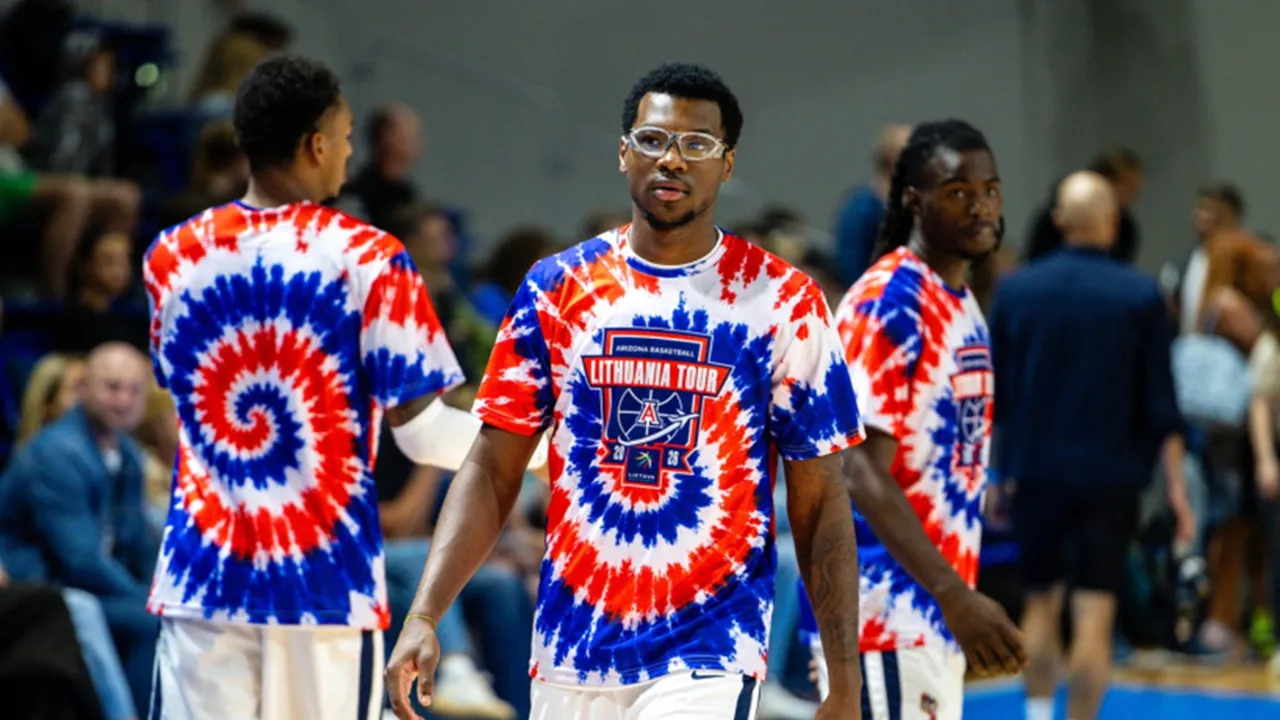 Bryce James Memulai Debutnya Sebagai Starter di Pertandingan Ekshibisi Arizona