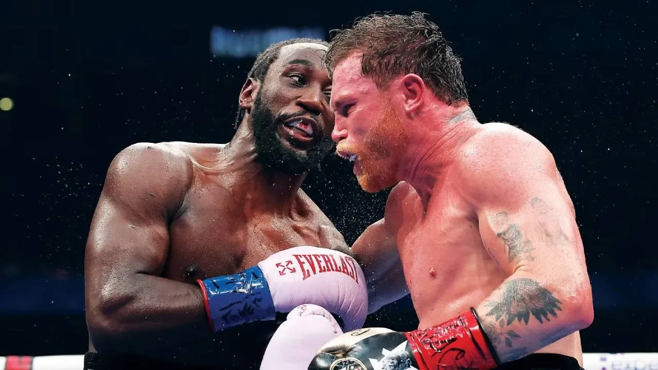 Canelo Alvarez Mengincar Pertarungan Ulang Melawan Terence Crawford