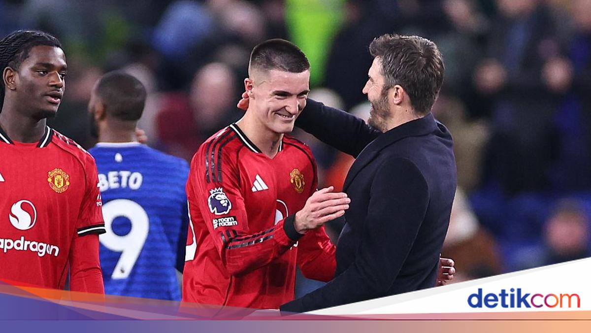 Pilihan Berlimpah di Lini Depan Manchester United