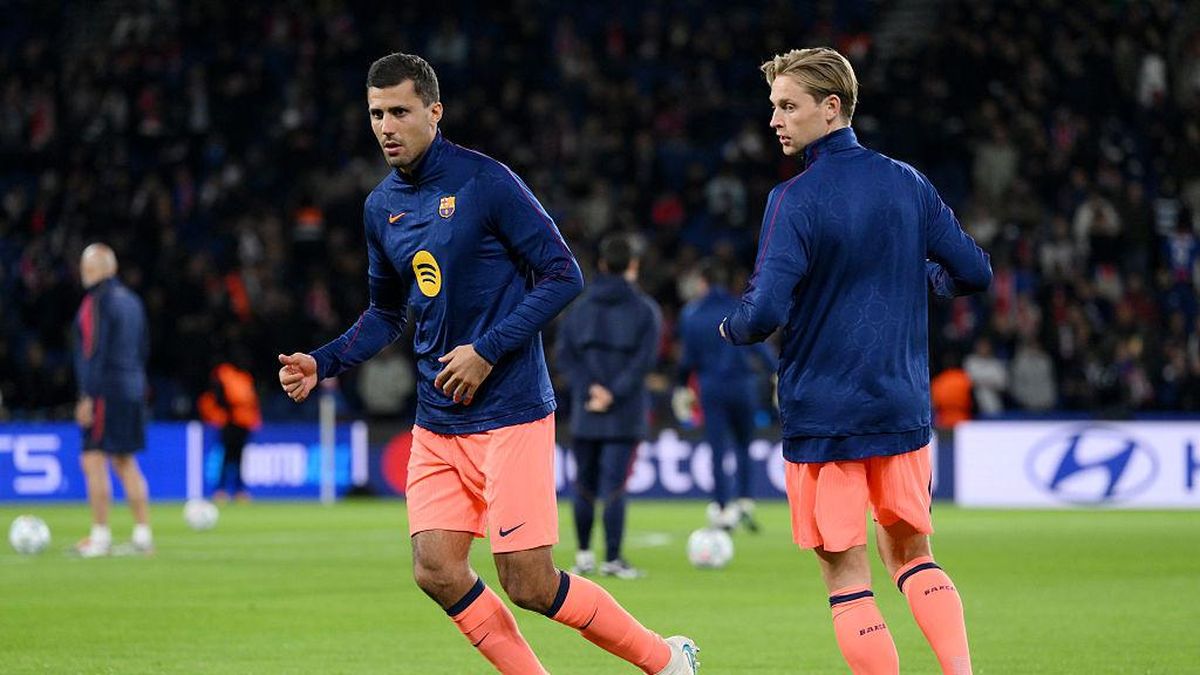 De Jong Siap Hadapi Persaingan dengan Rodri di Barcelona