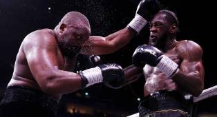 Deontay Wilder Raih Kemenangan Tipis atas Derek Chisora dalam Pertarungan Menegangkan