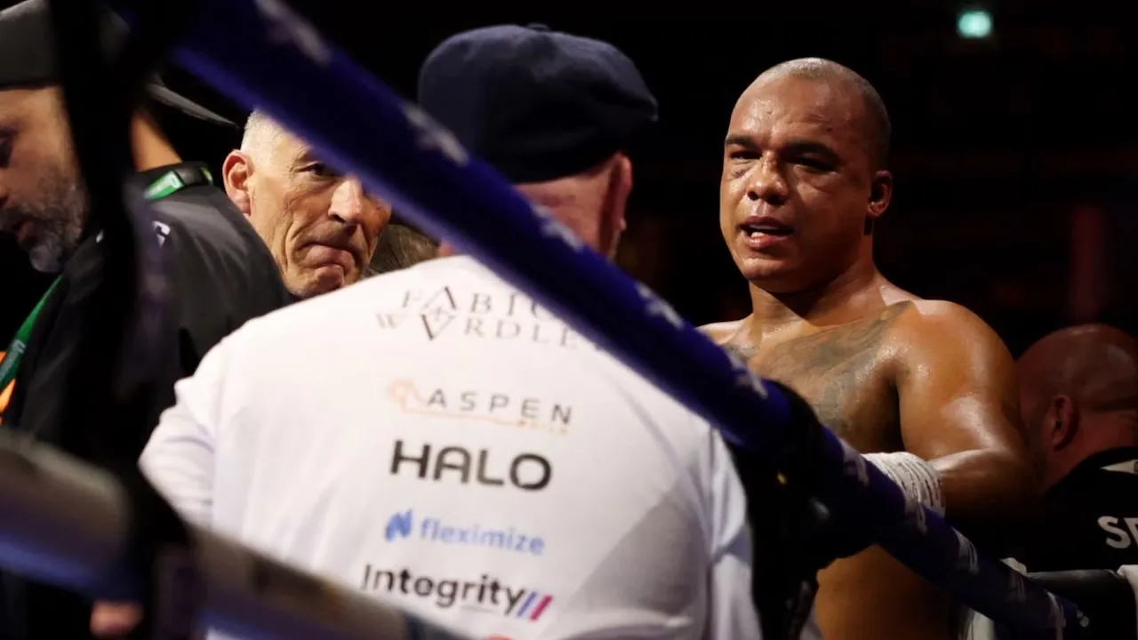 Derek Chisora Prediksi Fabio Wardley Tak Akan Kembali ke Ring Setelah Kekalahan