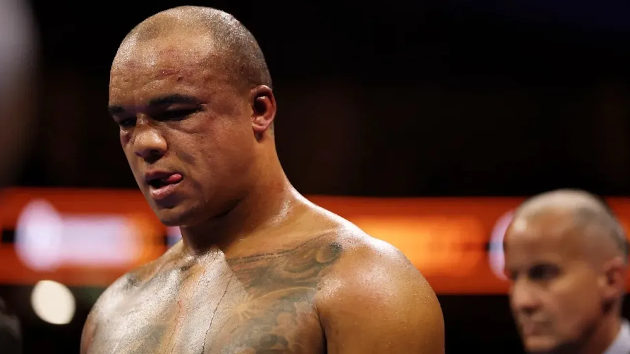 Don Charles Sarankan Fabio Wardley Ambil Istirahat Pasca Kekalahan dari Dubois