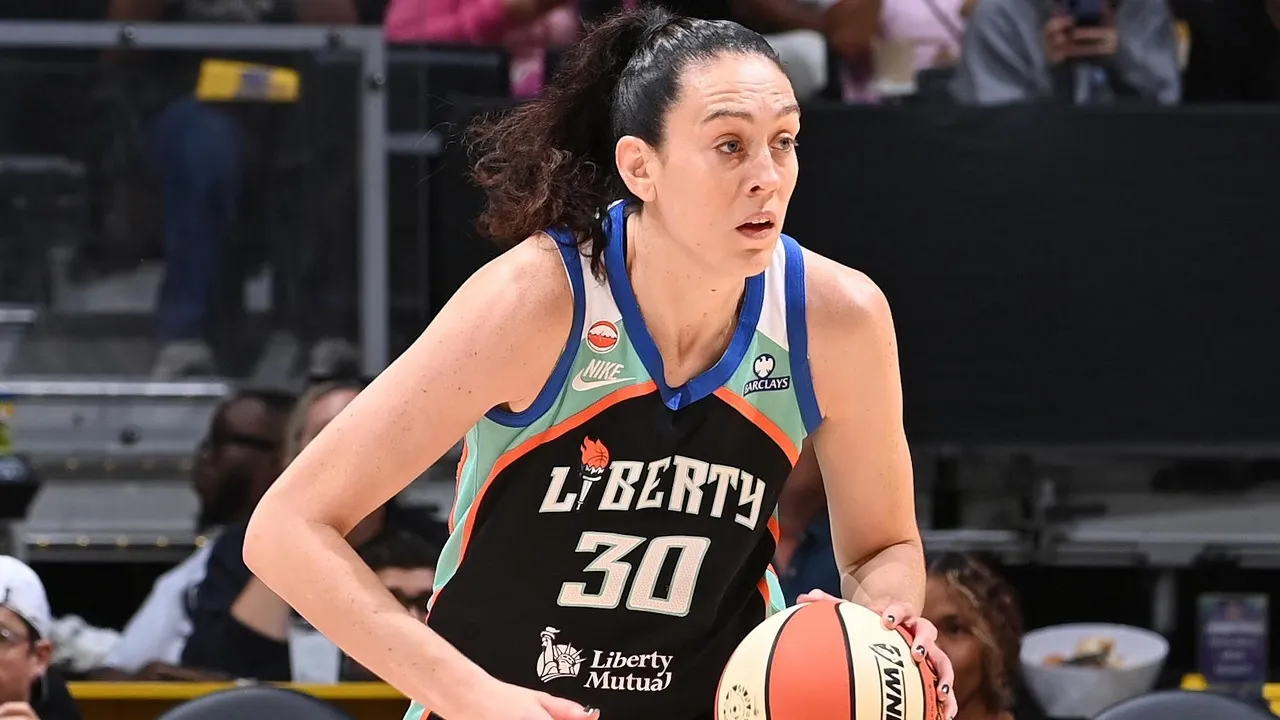 ---
Liberty Tersingkir dari Semifinal, Breanna Stewart Soroti Inkonsistensi Tim

---