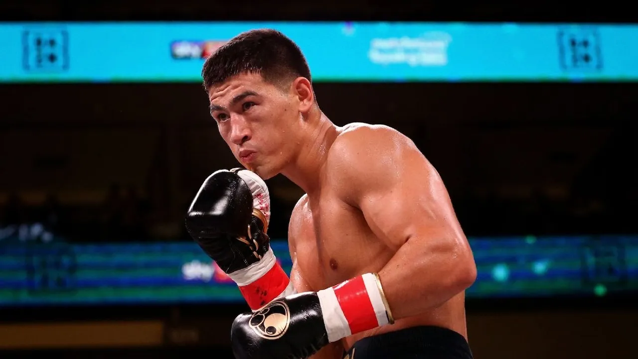Dmitry Bivol Pertimbangkan Trilogi Melawan Artur Beterbiev, Gelar WBO Berisiko Kosong