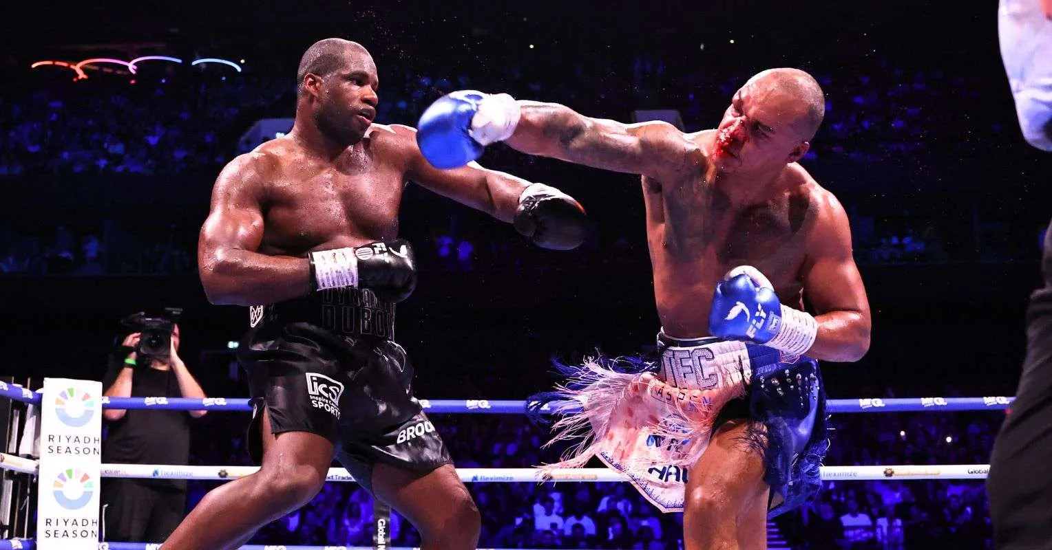 Dubois Raih Gelar Juara Setelah Pertarungan Dramatis Melawan Wardley
