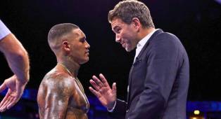 Eddie Hearn Mengharapkan Benn Ambil Langkah Strategis Pasca Pertandingan Prograis