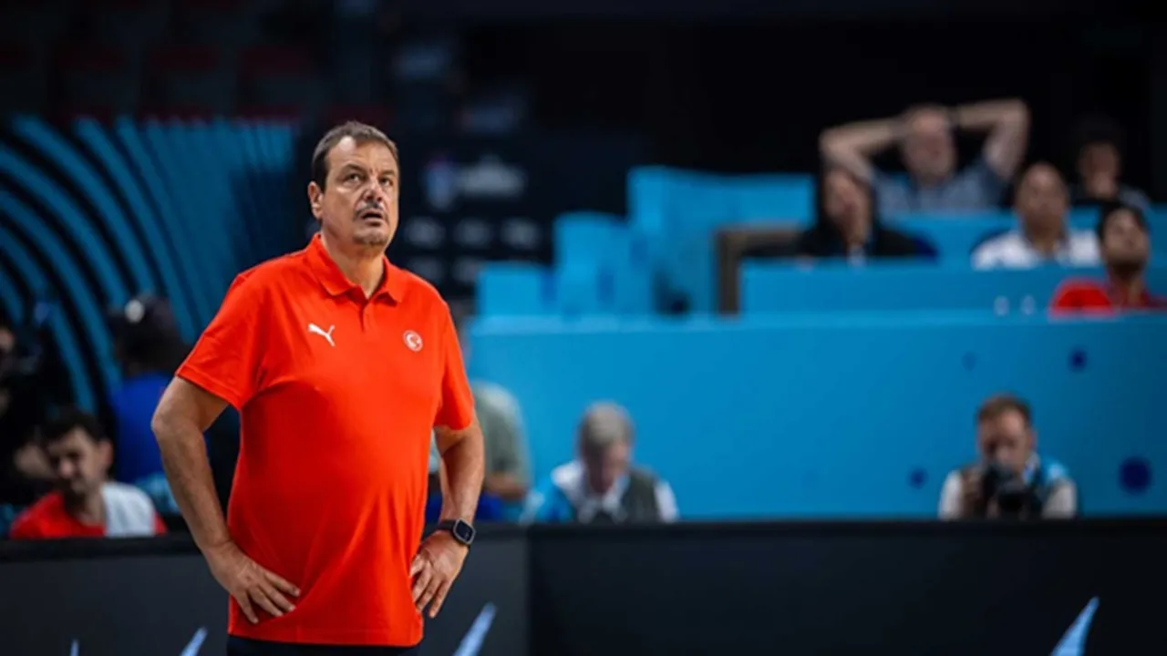 Ergin Ataman Berkomitmen Bawa Timnas Turki ke Piala Dunia