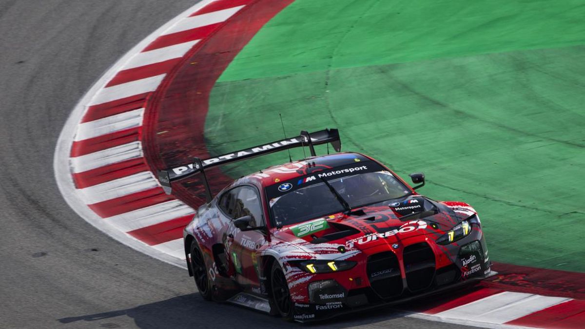 Pembalap WRT 32 Siap Bertanding di Barcelona dan Portimao
