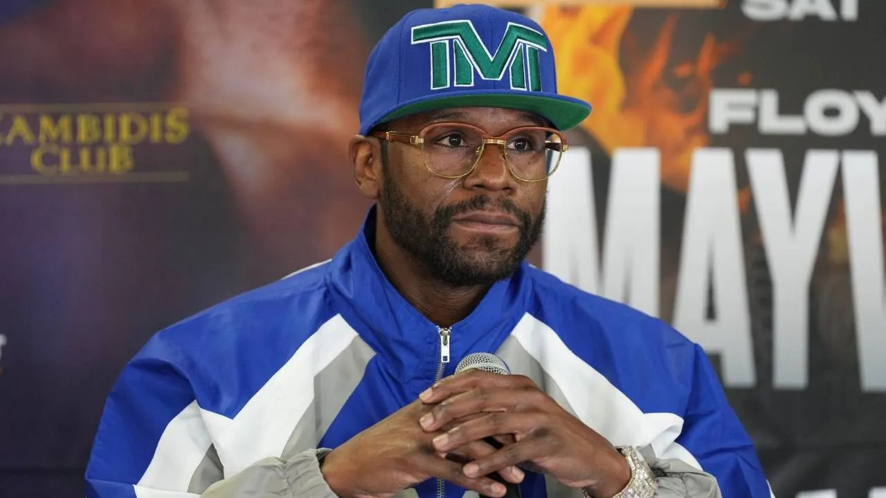 Gugatan Hukum Mengancam Pertarungan Floyd Mayweather Melawan Mike Zambidis
