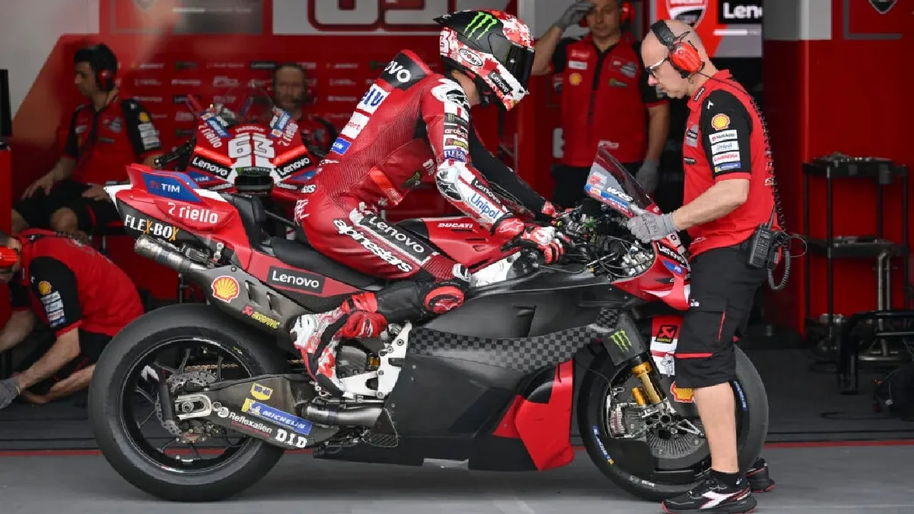 Francesco Bagnaia Menolak Usulan Satu Motor per Pebalap di MotoGP 2027