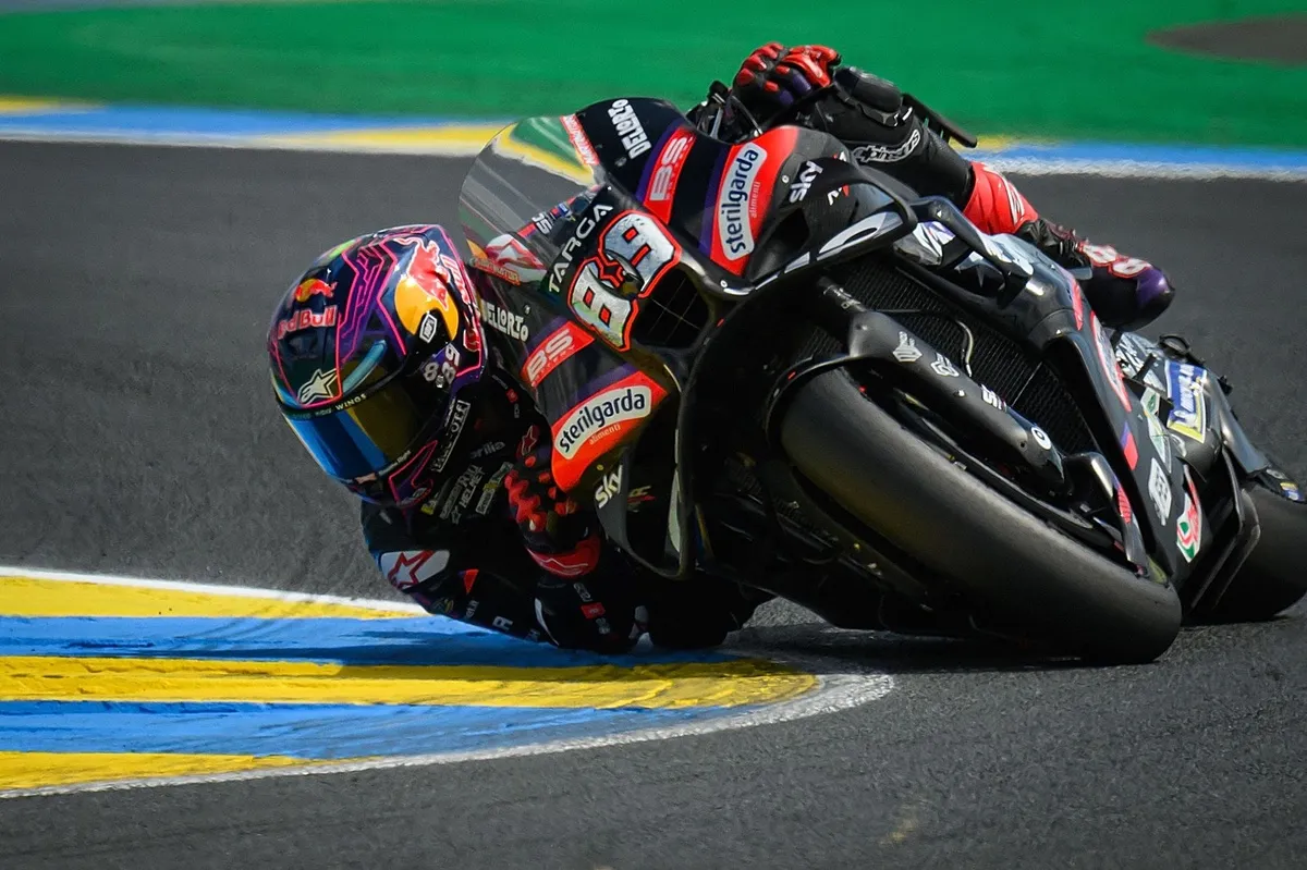 ---
Jorge Martin Bawa Aprilia Raih Kesuksesan di Grand Prix Prancis

---