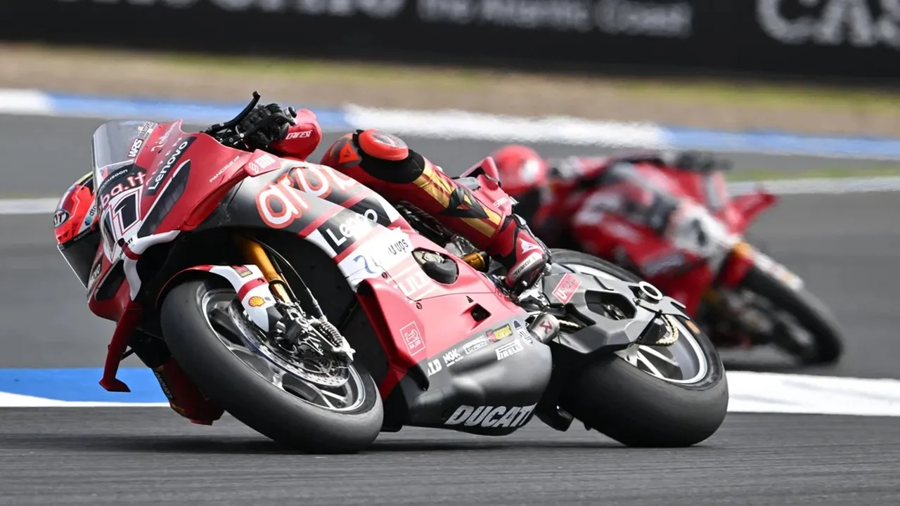 Dominasi Nicolo Bulega di Balapan 2 WSBK Estoril 2026