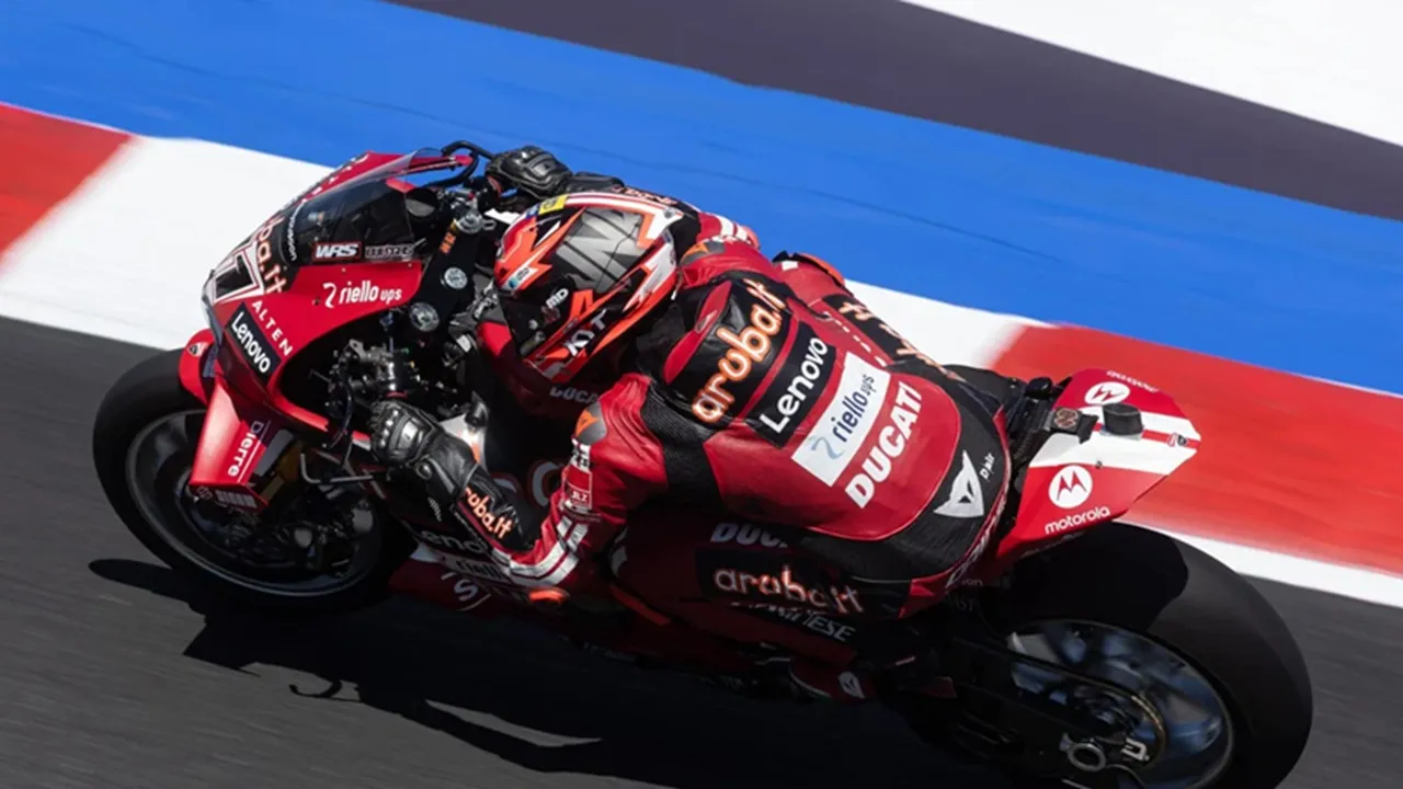 Bulega Raih Kemenangan Ketiga di WSBK Misano