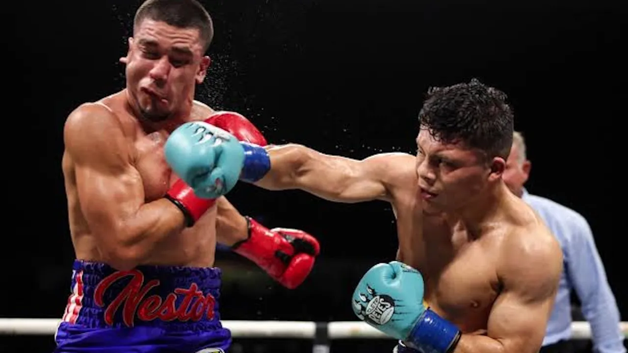 Isaac Cruz Menang TKO, Nestor Bravo Kalah di Ronde Keenam