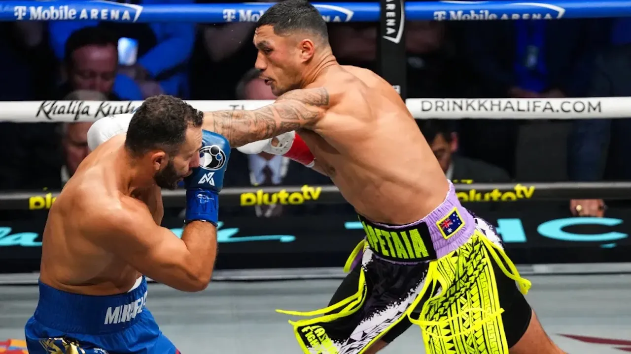Jai Opetaia Menang TKO atas Noel Mikaelian di Ronde Kesembilan
