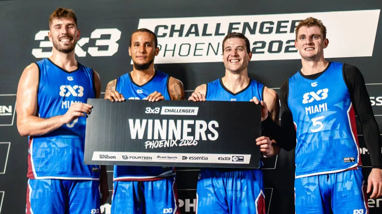 Jimmer Fredette Rayakan Kembalinya ke Lapangan dengan Gelar MVP di FIBA 3x3 Phoenix