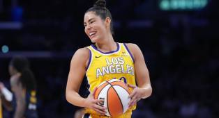Kelsey Plum Menolak Tawaran Kontrak Supermaks dan Memilih Bergabung dengan Sparks