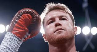 Canelo Alvarez Kembali ke Kelas Super Middleweight dengan Lawan Baru