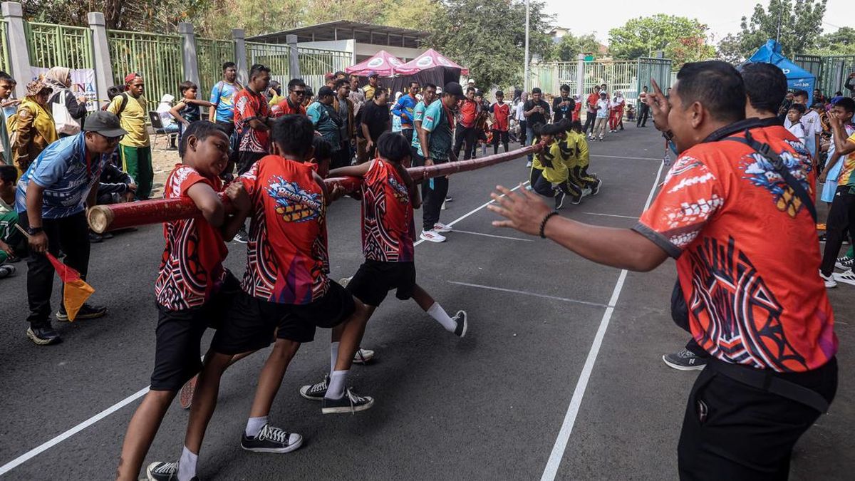 ---
Kemeriahan Olahraga Tradisional Siswa SD di Bekasi

---