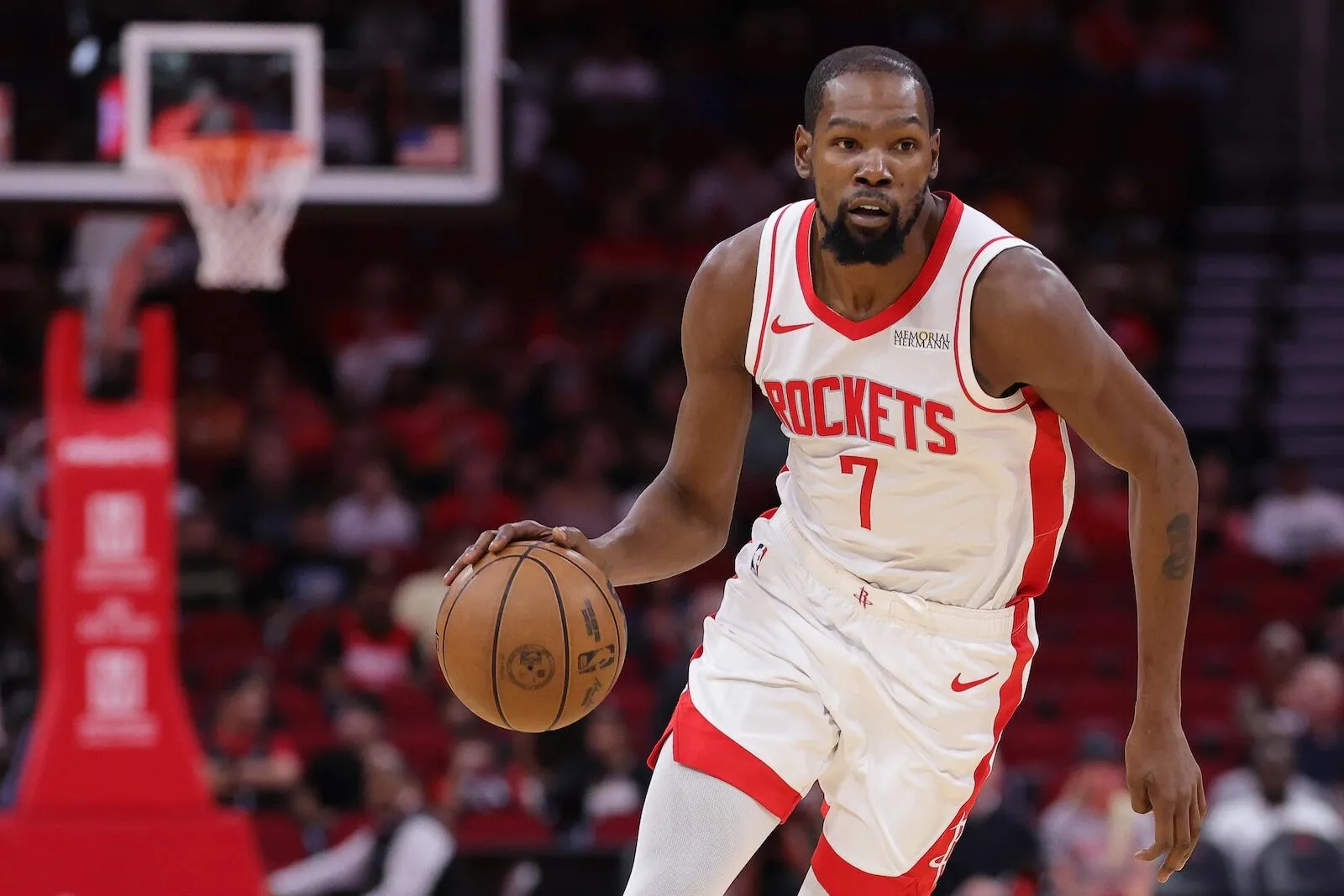 Ketegangan antara Kevin Durant dan Mat Ishbia di Phoenix Suns