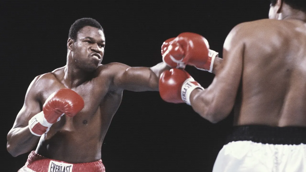 Larry Holmes Klaim Diri Sebagai Petinju Terhebat Sepanjang Masa