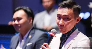 ---
Piala Lee Chong Wei Memperkenalkan Format Penilaian Baru dalam Kompetisi Bulutangkis
---