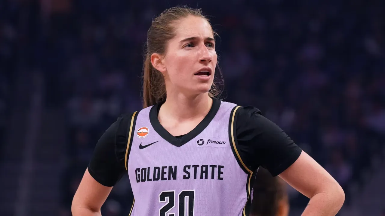 Los Angeles Sparks Resmi Rekrut Kate Martin Setelah Dilepas oleh Golden State Valkyries