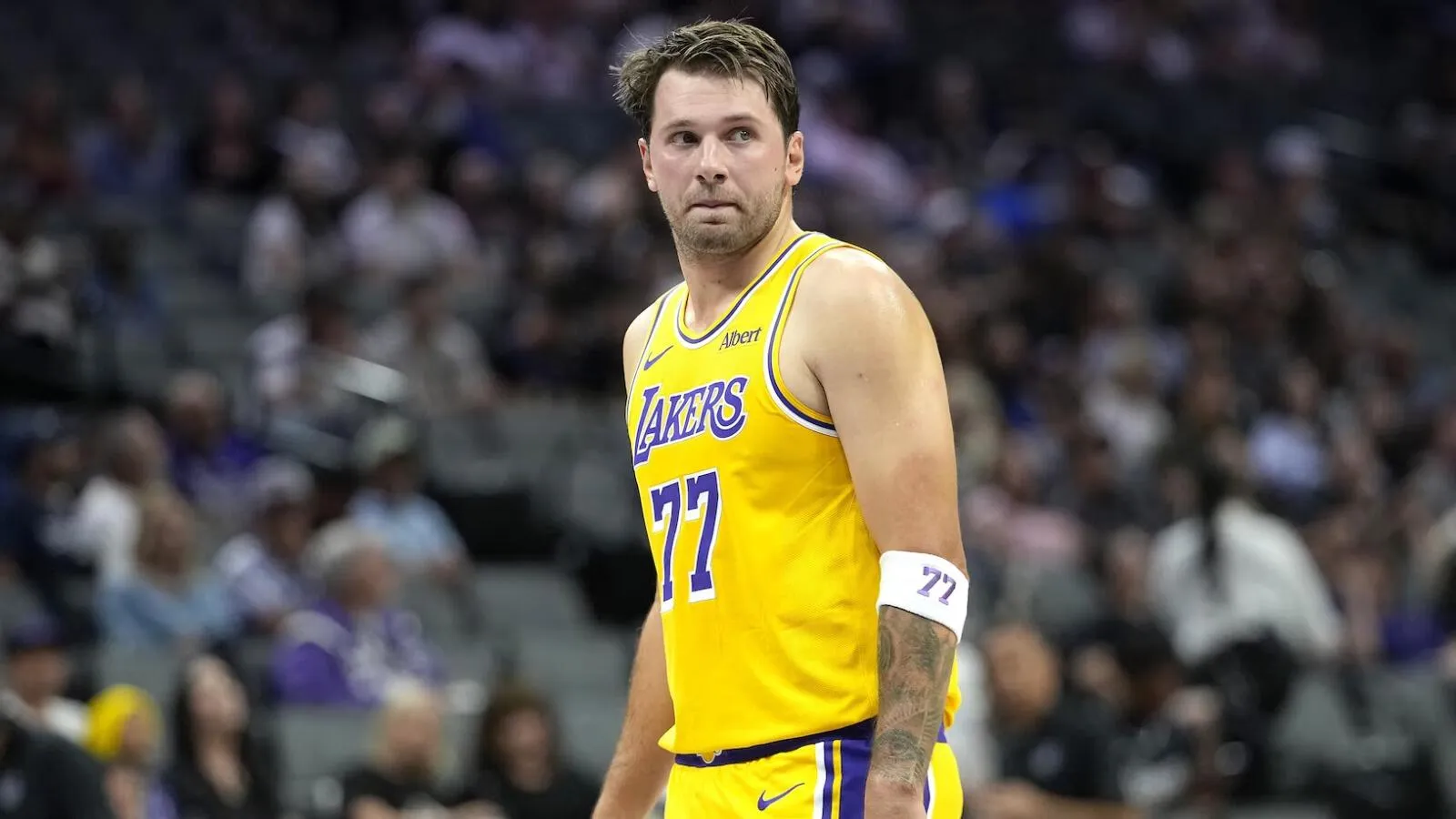 Cedera Hamstring Buat Luka Doncic Absen di Playoff 2026