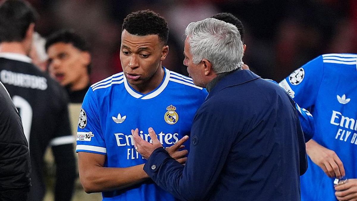 Bixente Lizarazu Tidak Memperkirakan Kylian Mbappe Menang Ballon d'Or