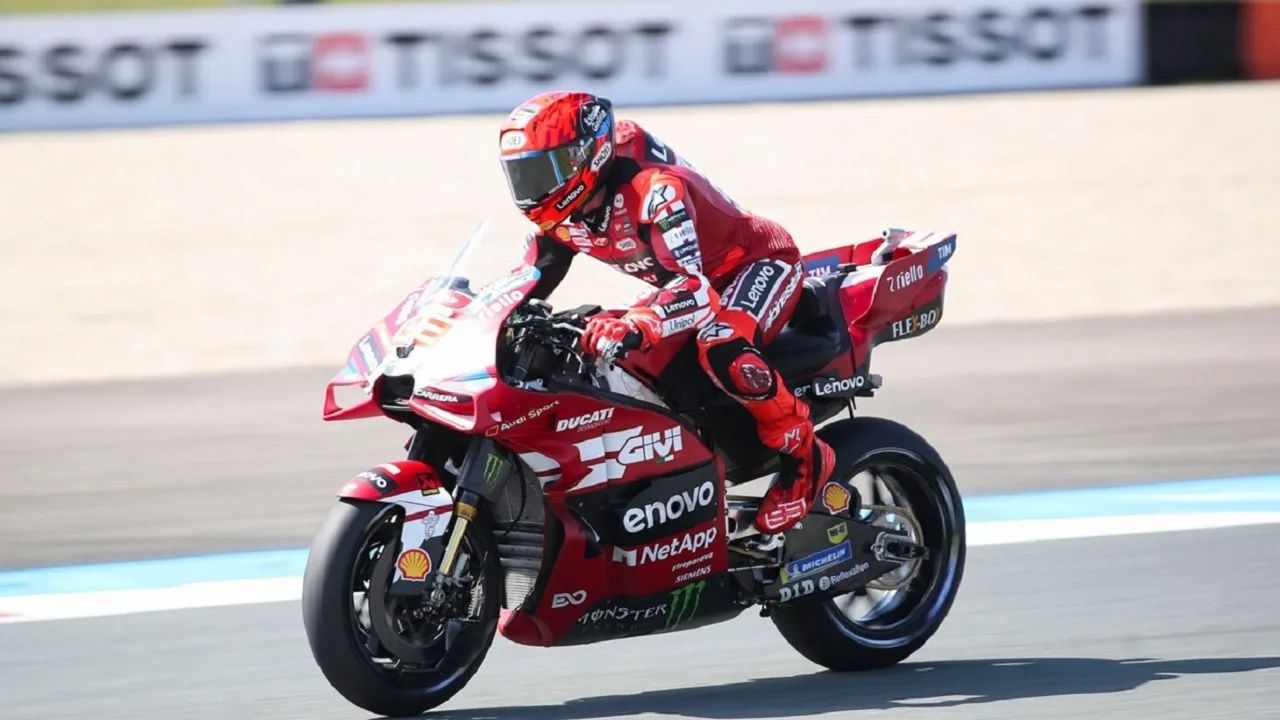 ---
Marc Marquez Usulkan Perubahan pada Motor 850cc untuk MotoGP 2027

---