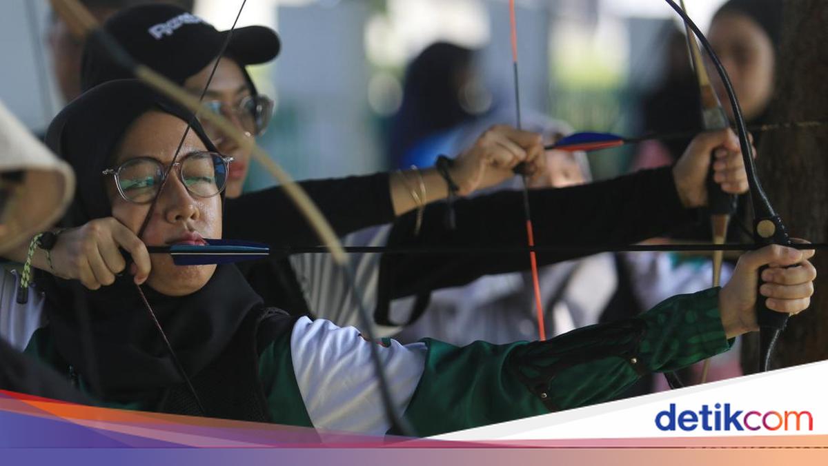 Keseruan Latihan Komunitas Panahan di Jakarta Selatan