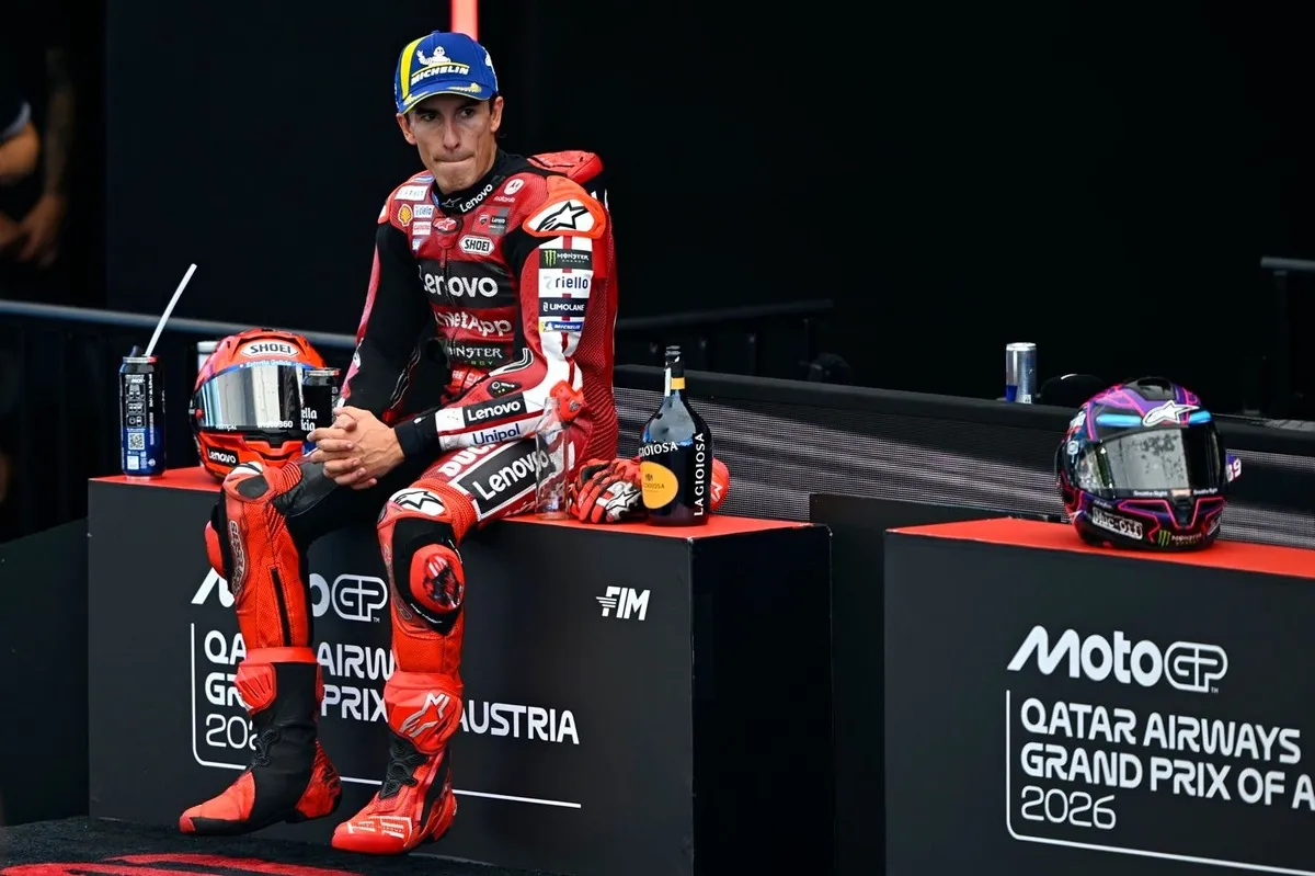 Alasan di Balik Ekspresi Serius Marc Marquez di Podium
