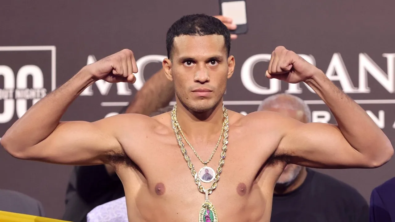 Mike Tyson Tegaskan Dukungan untuk David Benavidez Hadapi Oleksandr Usyk