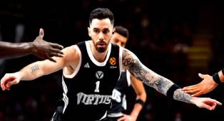 Nenad Jakovljevic Ingin Virtus Bologna Menang Lawan Paris Basketball